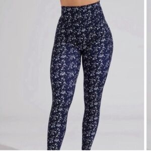 Buff Bunny Sugar Rush collection Rosa legging